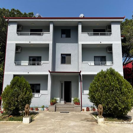 Canary Hotel Golem  Exterior photo